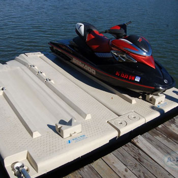 Jetski-drive-on-dock.jpg